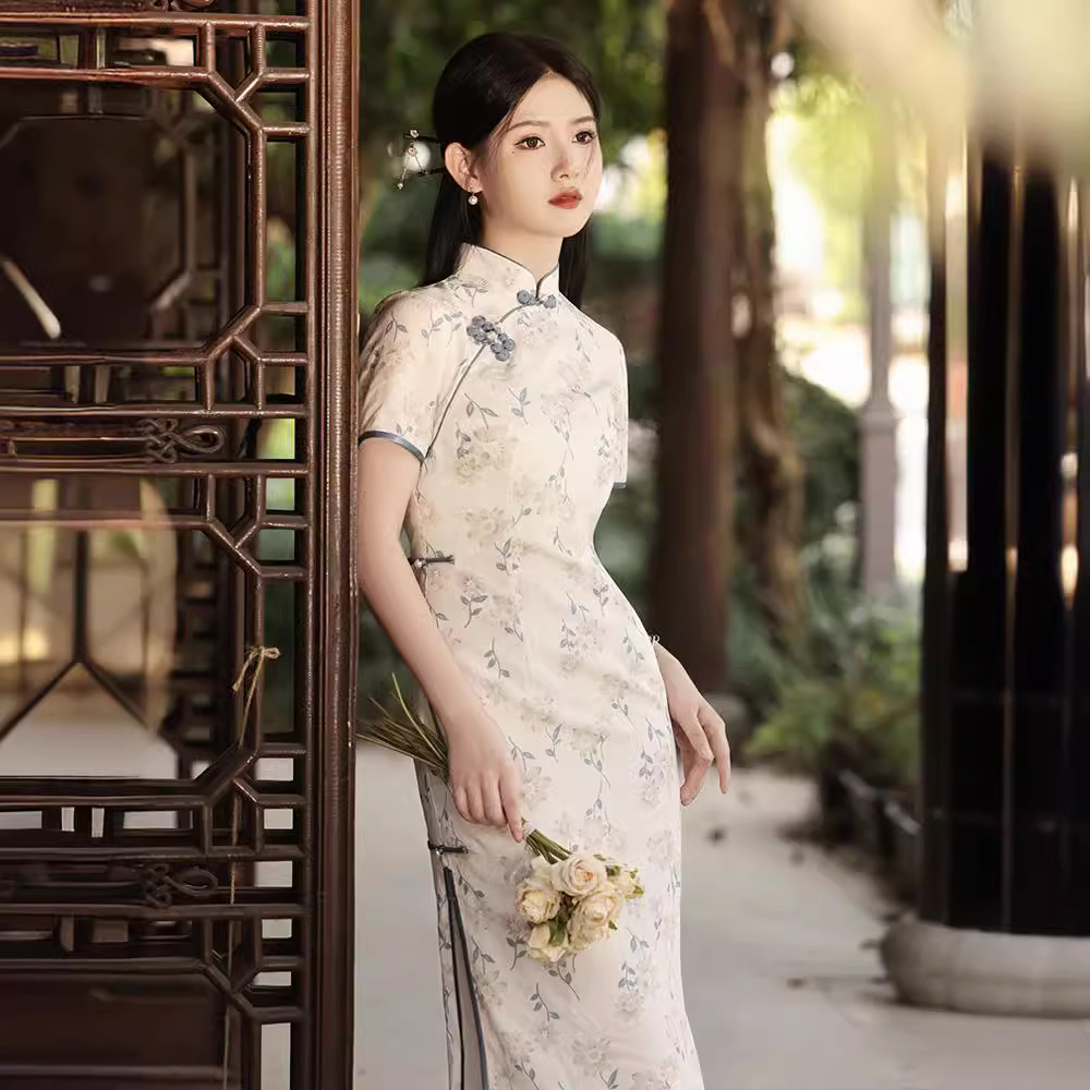 Summer retro cheongsam