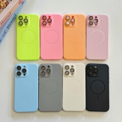 适用液态硅胶iPhone17promax磁吸手机壳苹果16镜头全包15保护套14