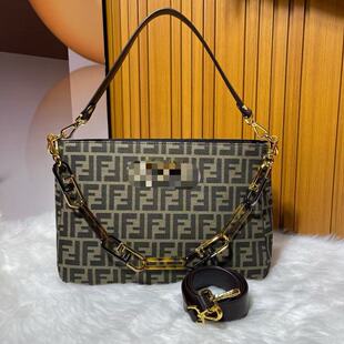 �W�������ϻ���������������Ůʿ�μ�б����͹Ű����ϼҰ��ٴ��