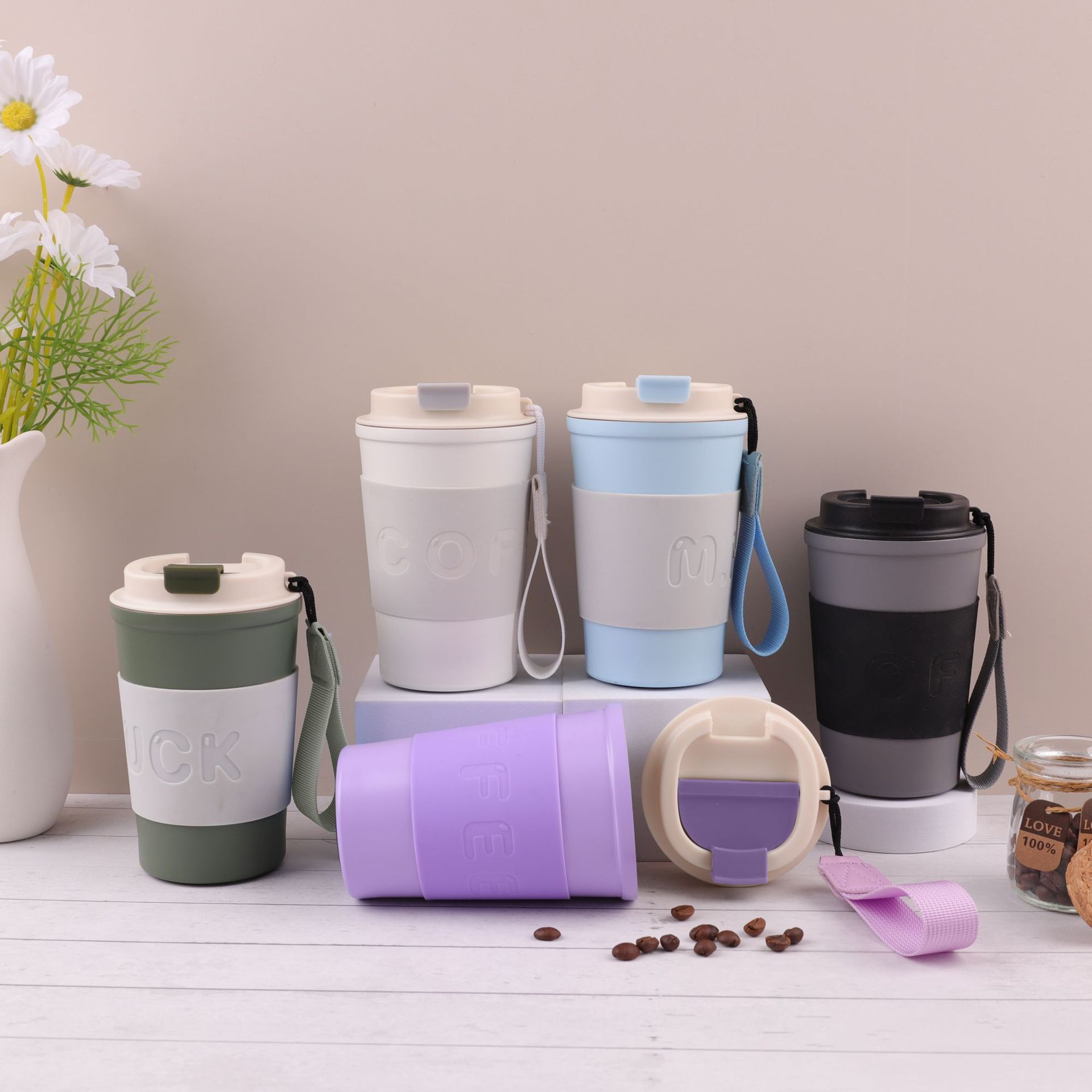 Sudeste asiático popular taza de café de dibujos animados de alta apariencia portátil ventosa coche 304 Acero inoxidable portátil taza de agua