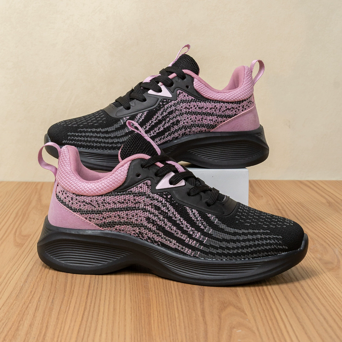 Спортивная обувь для женщин, женская обувь, новые летние кроссовки, амортизирующая обувь, повседневная обувь из сетки на мягкой подошве, дышащие кроссовки