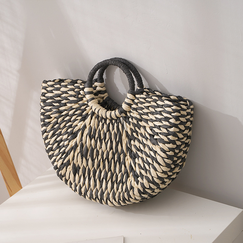 New ins Internet Celebrity Same Style Round Bucket Semi-round Straw Handmade Clear Color Woven Basket Rattan Handbag