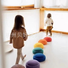 彩虹过河石儿童感统训练器材平衡脚踏石早教中心幼儿园体能玩具