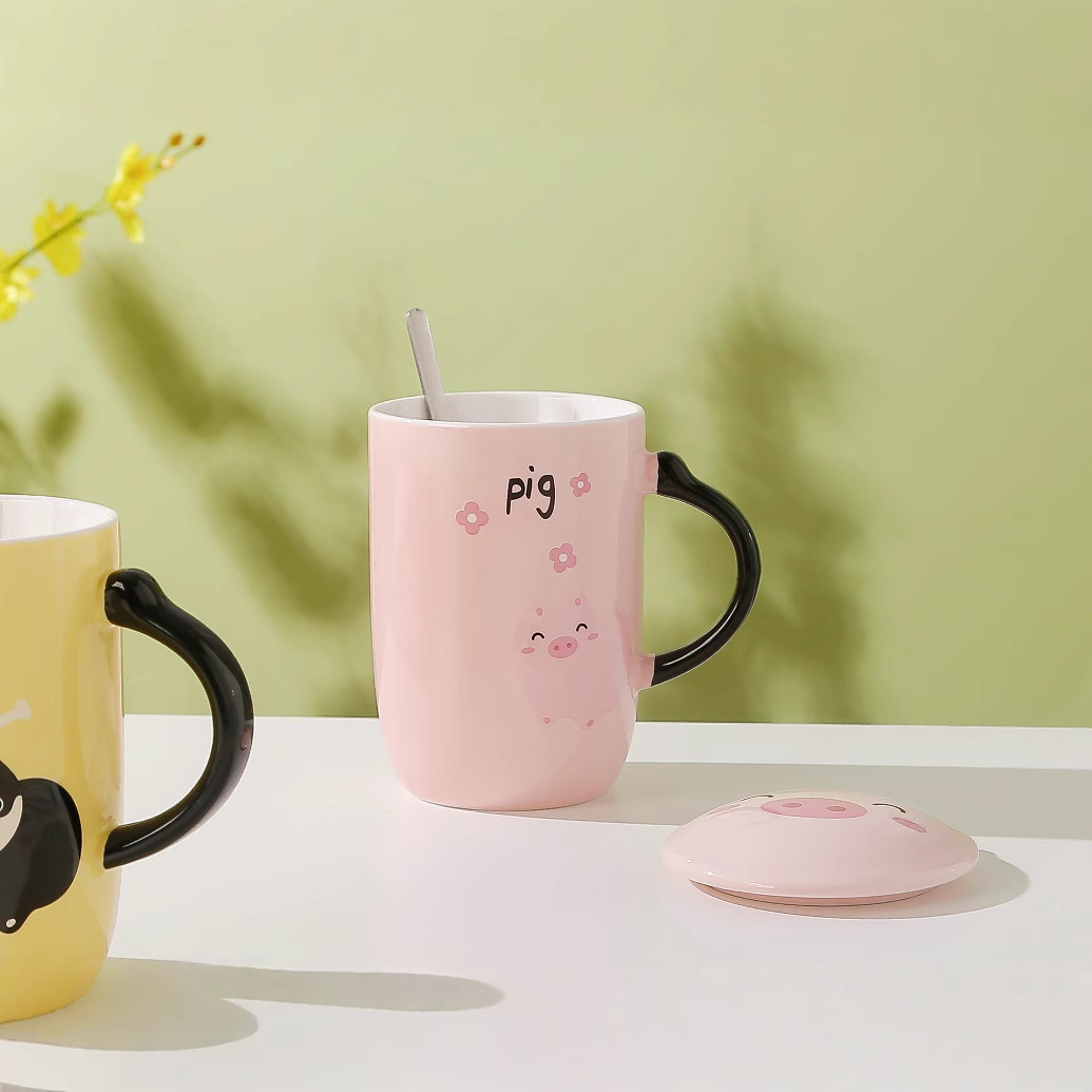 Tazas de cerámica de estilo japonés de dibujos animados ins viento de alta temperatura pareja regalos para hombres y mujeres con cubierta dormitorio pareja tazas de cerámica