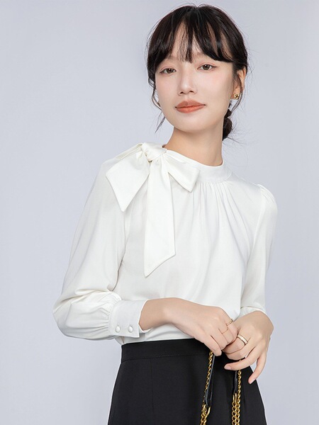 Spring professional shirt with bow
