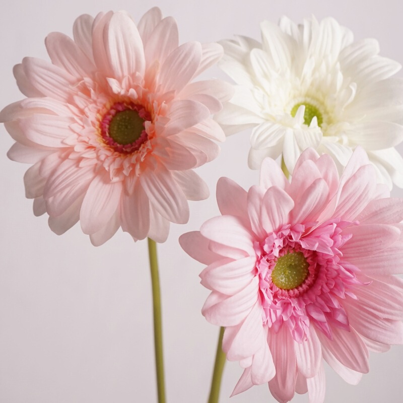 Gerbera Artificial Flowers, Faux Flowers for Home Decoration, Dining Table Ornaments, Photography Props, Chrysanthemum Materials for Home Decor Gerbera Artificial Flowers, Faux Flowers for Home Decoration, Dining Table Ornaments, Photography Props, Chrysanthemum Materials for Home Decor