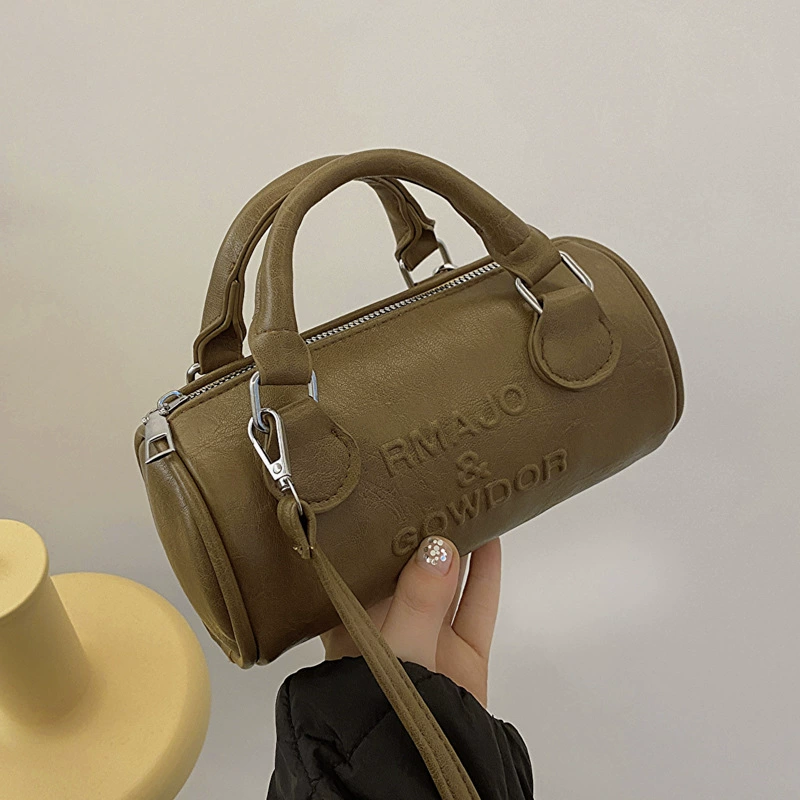 Ретро нишевая сумка дизайн 2023 новый зимний минималистский модный ручной посыльный сумка минималистичный ретро сумка на плечо