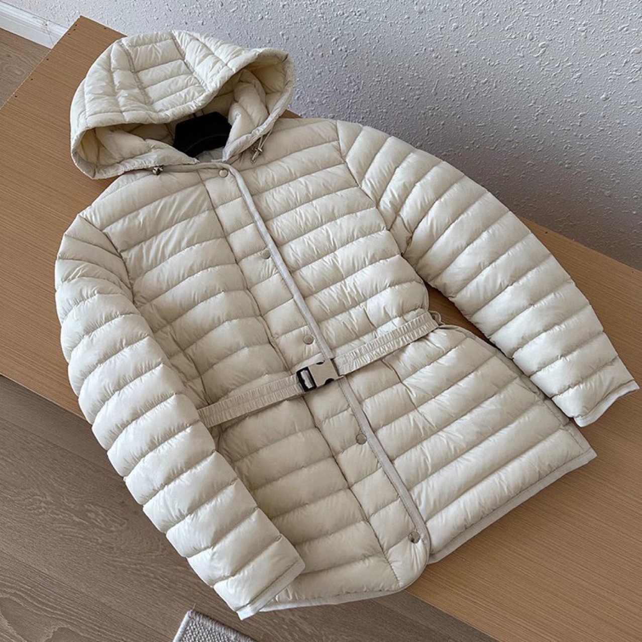 Women's Short Hooded Cotton Coat For Winter Stylish Warm Jacket_voghion.com