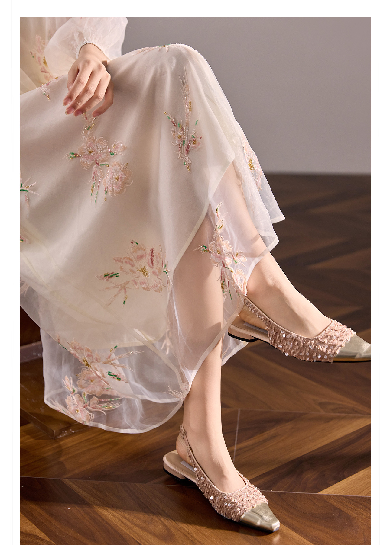 Đầm maxi nữ dài tay in họa tiết phong cách dân tộc, vạt xòe rộng N4039 — quả mơ chi tiết 5