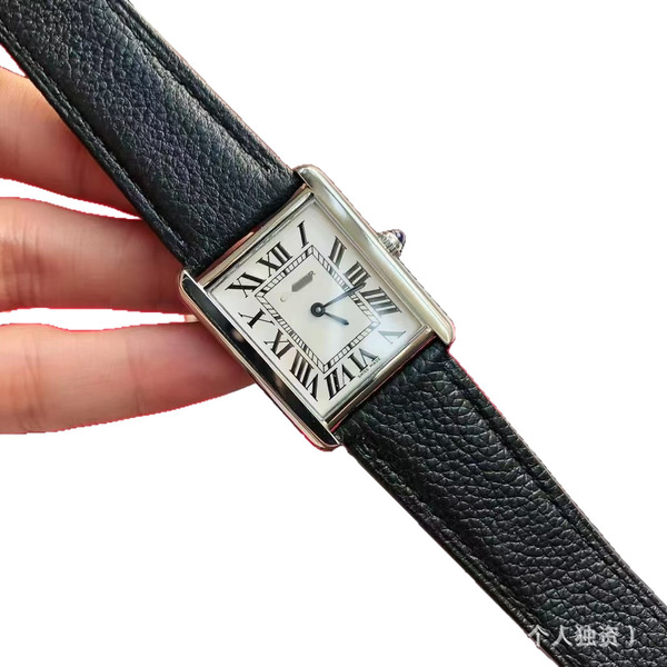 Classic retro square quartz tank