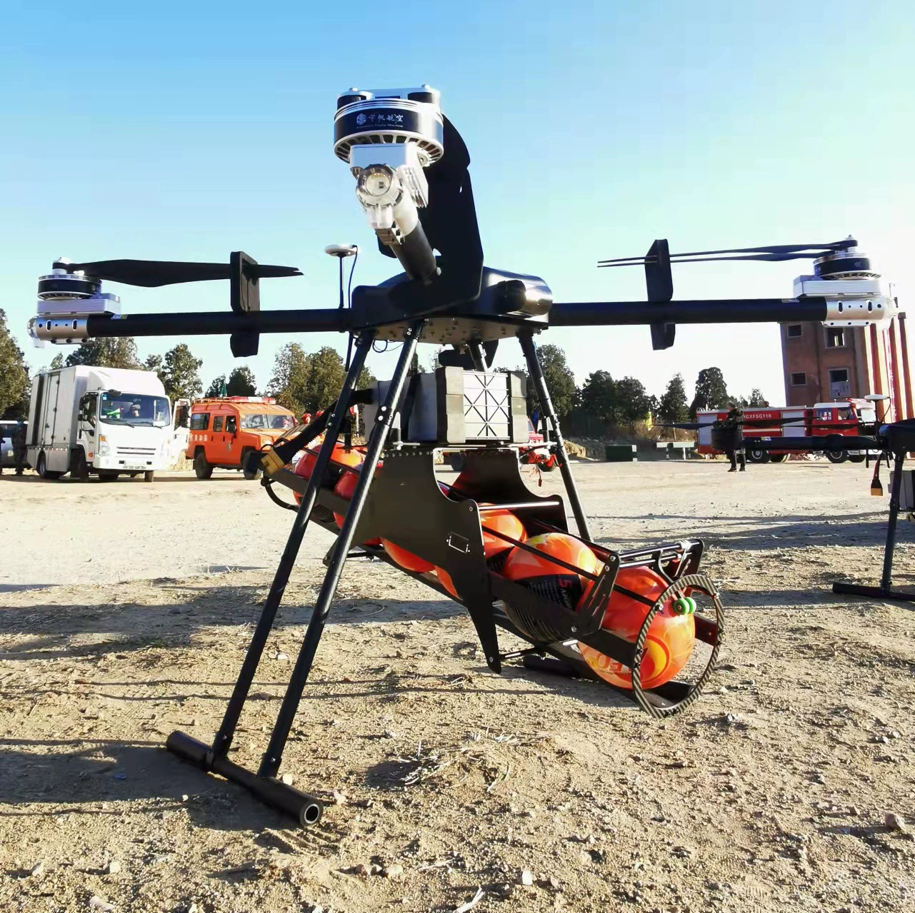 Большой несущий транспортный дрон. Большой несущий пожарный дрон. Дрон для проверки длительного выноса.