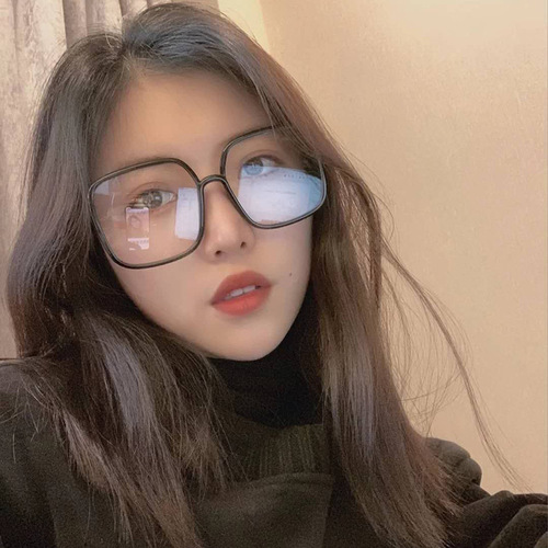 Ins Internet celebrity's same style D's large frame anti-blue light glasses frame personality slimming versatile square frame eye protection flat glasses wholesale