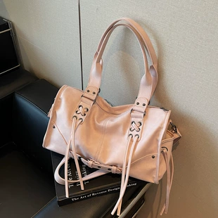 Retro handheld shoulder bag, pillow, capacious one-shoulder bag, high-end