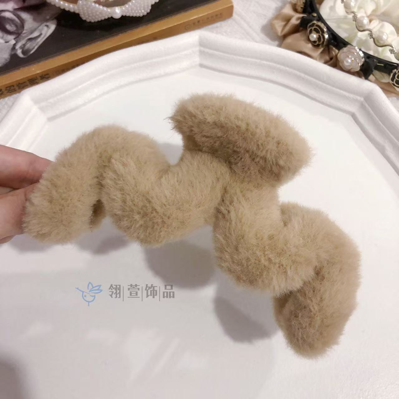 31#14cm large M clip (04 milk tea color)