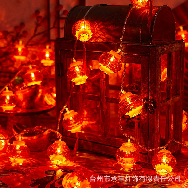 LED декоративная гирлянда, разноcиловая мощность (через розетку/батарейку/USB/солнечную батарею), длина 1.5–50 м, мигающий и постоянный режим