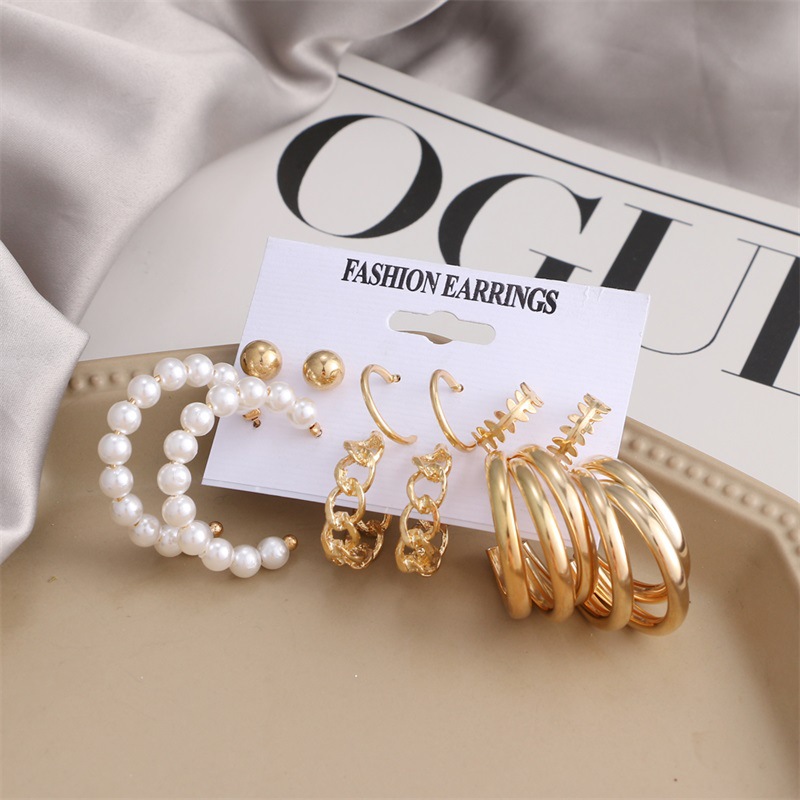 Fashion Star Butterfly Twist Imitation Pearl Alloy Rhinestone Women's Earrings 1 Set display picture 5