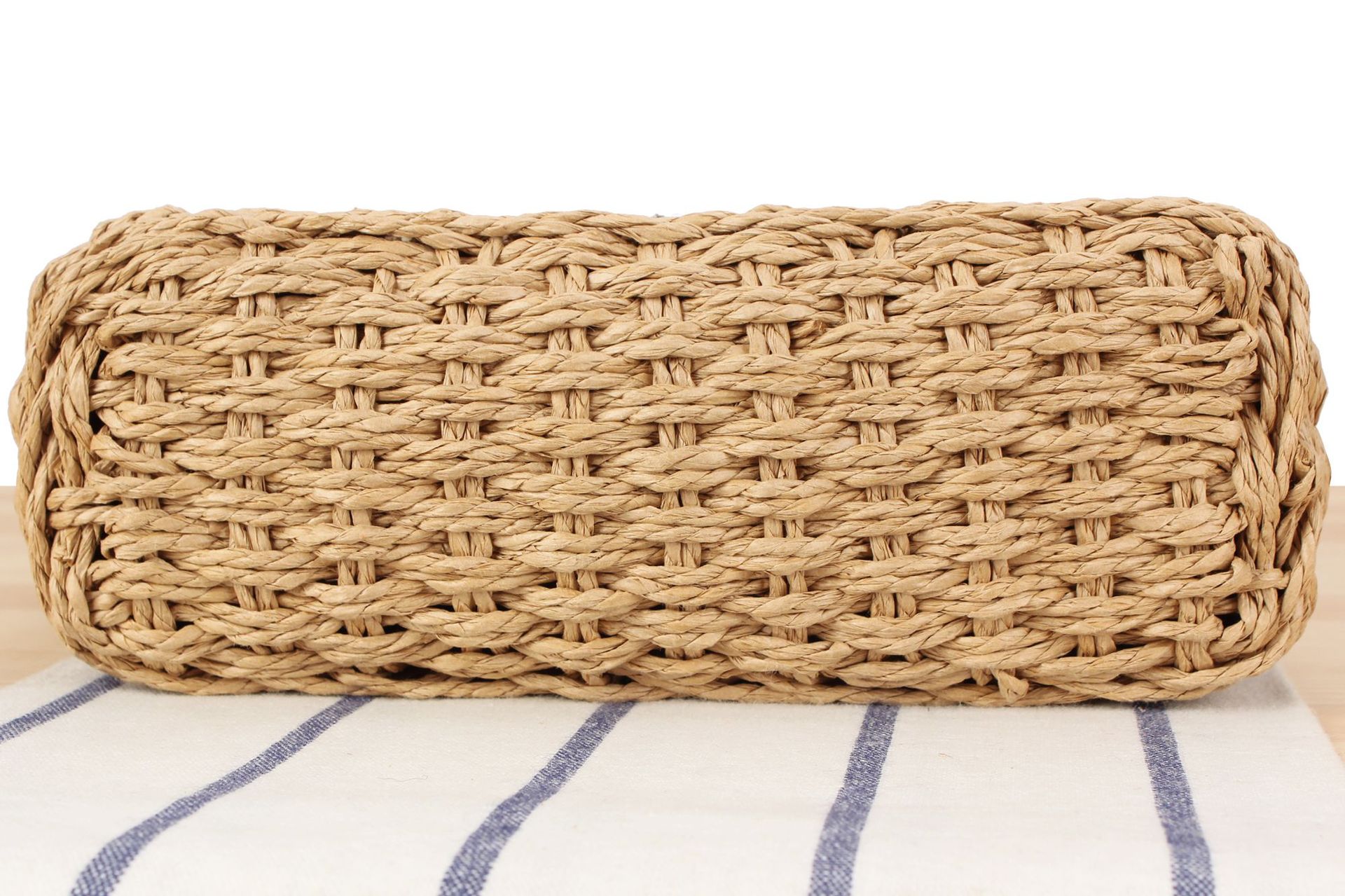 552g Weight Polyester Cotton Lining Material Pearls, Weave Fashion Element String Closure Type Single Shoulder Strap Strap Type Straw Bag Bags Type Holiday, Travel Occasion Paper string Material Solid Color Pattern Spring&Summer Season Women's Gender Vacation, Beach Style Medium Size Women's Vacation Beach Solid Color Paper String Shopping Bags 10