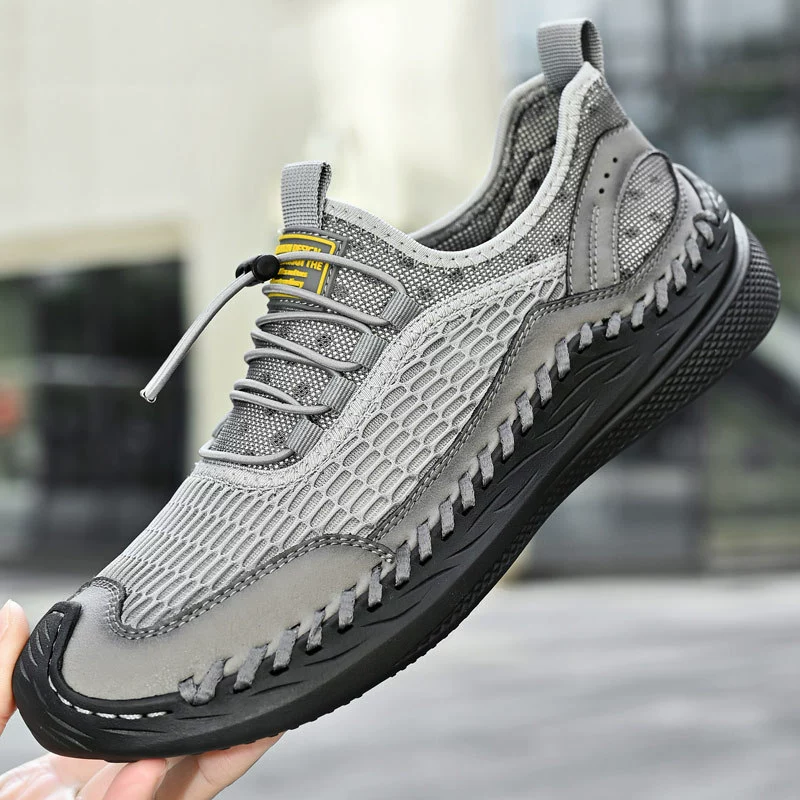 Модные мужские сетчатые туфли универсальные 2025 летние слипоны дышащие туфли с перфорированной сеткой