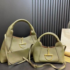 25 新しいホースビットハンドヘルドトートバッグ半月脇の下バッグサドルバッグハンドヘルド餃子バッグシングルショルダークロスボディバッグ女性のための
