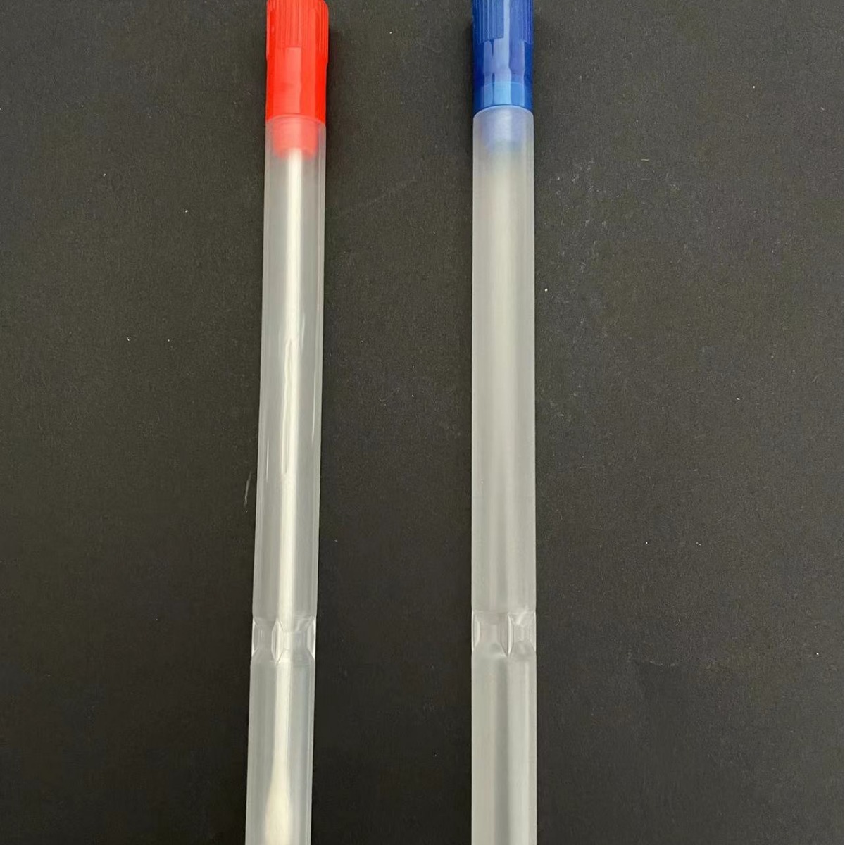 PE塑料试管红塞蓝塞 凹型拭子管 12*150 软质半透明放免试管可灭