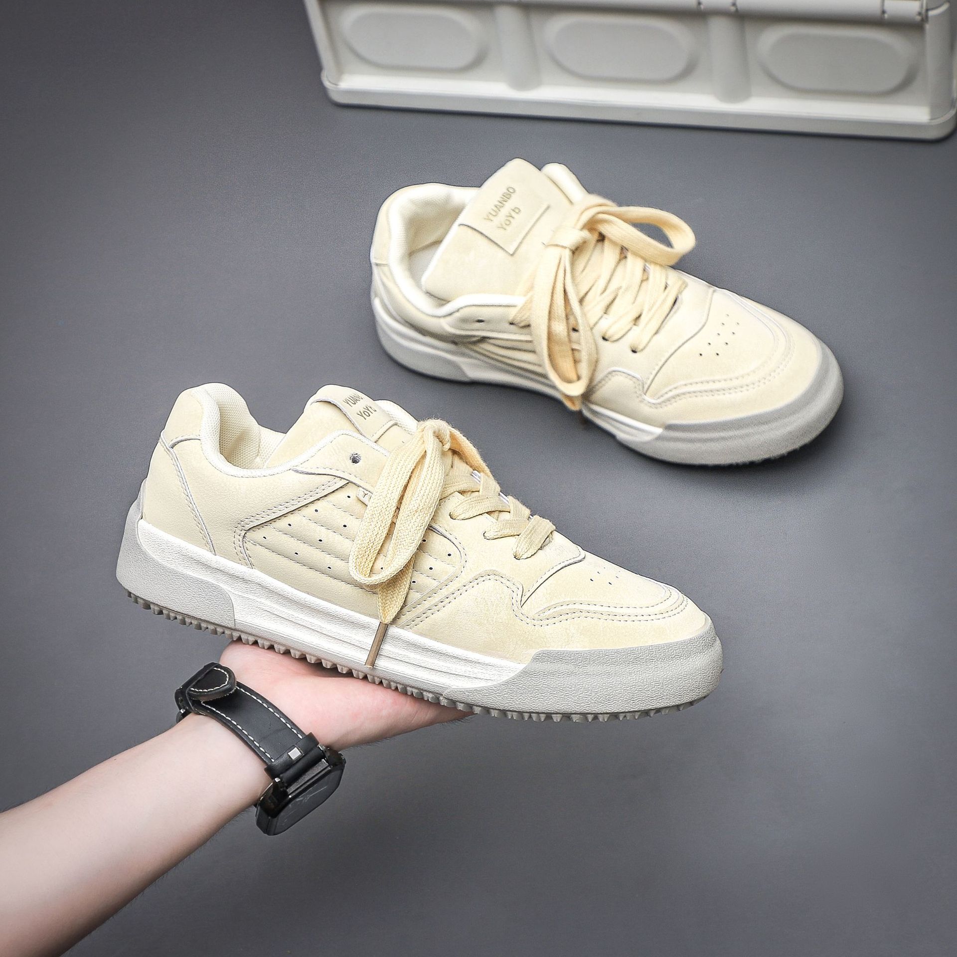 Zapatos de pan para hombres, zapatos de pan para hombres, 2025 nuevos zapatos de primavera y otoño, zapatos deportivos casuales de cuero para hombres, zapatos de skate para hombres
