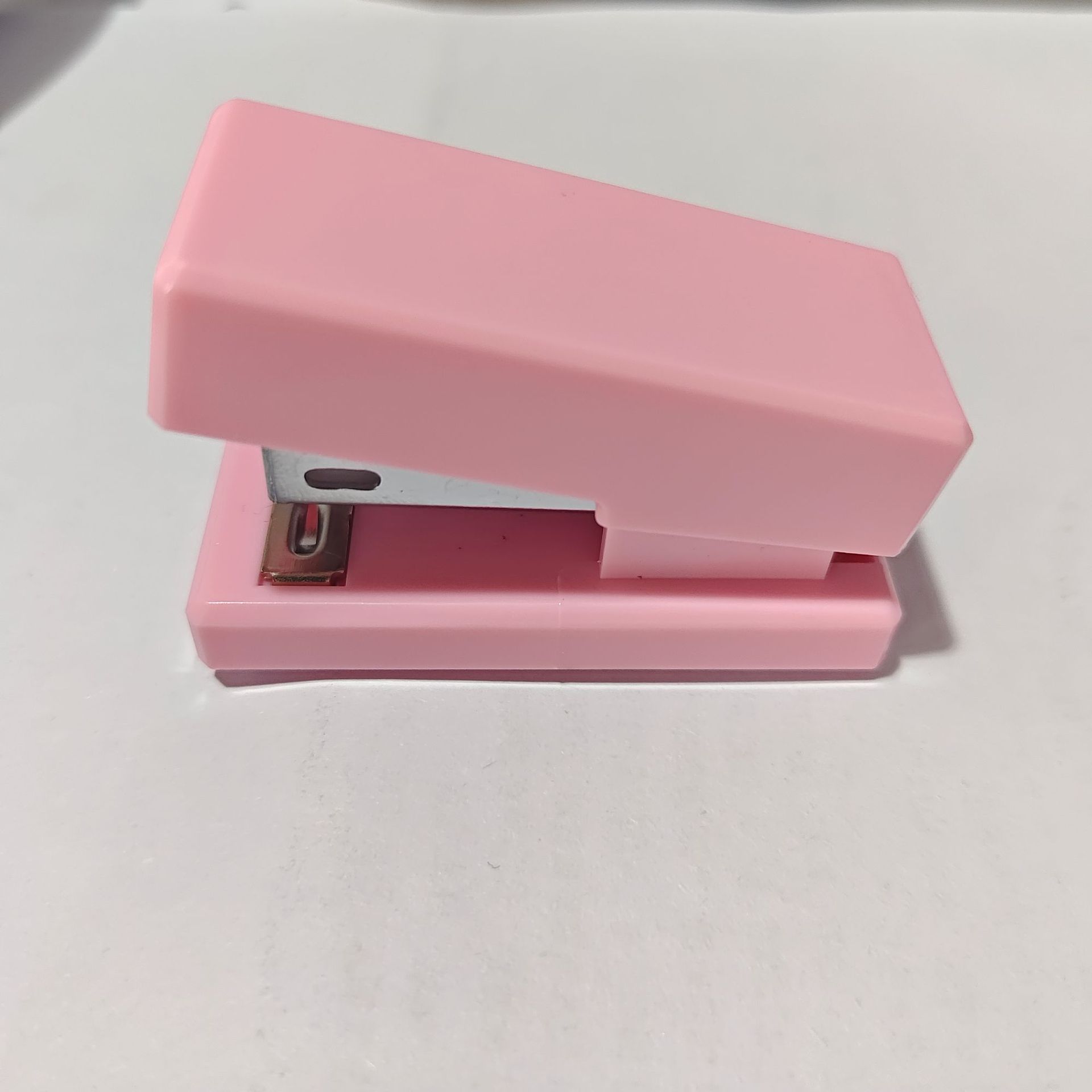 Grapadora mini compacta para estudiantes grapadora pequeña para materiales de estudio grapadora transparente portátil grapadora