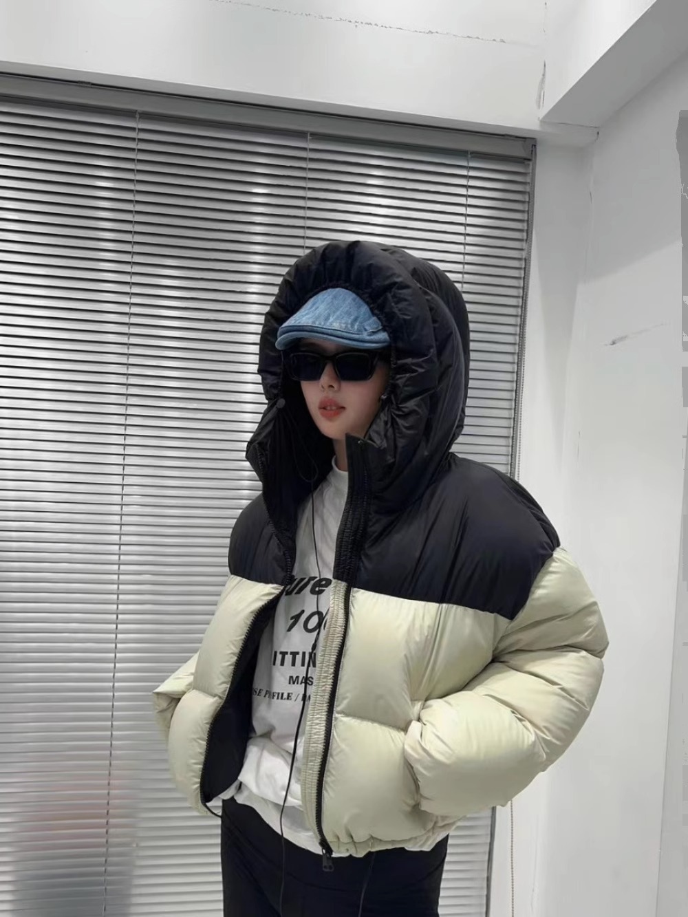 Retro classic velvet down jacket