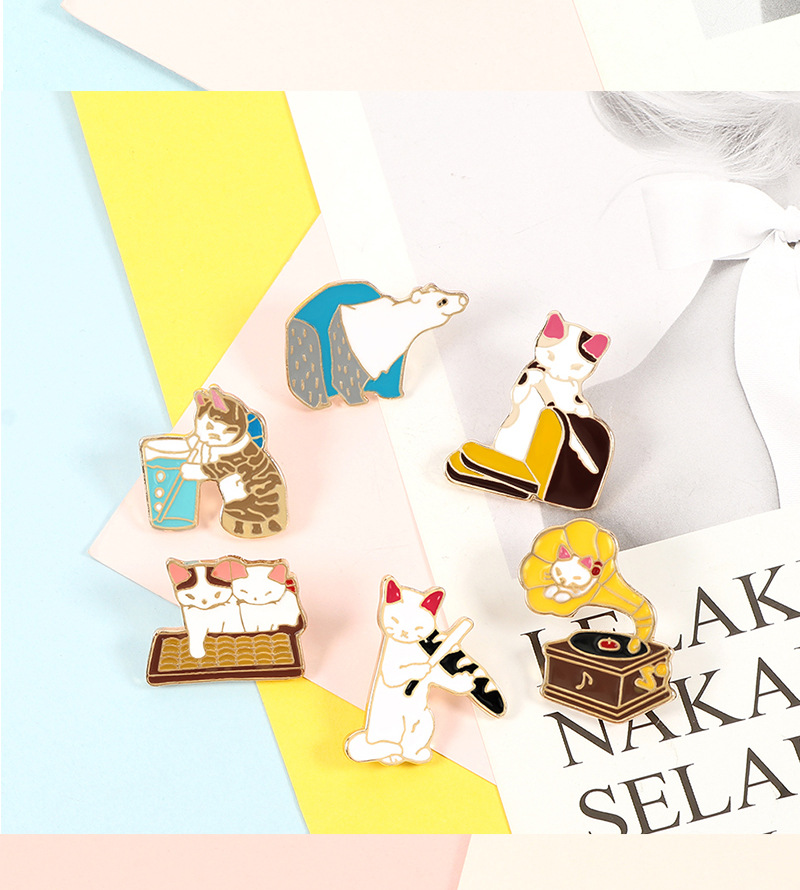 11g Weight Brooches Classification Holiday, Daily Occasion Alloy Material Animal Pattern Unisex Gender Enamel Design Cartoon Style, Cute Style Cartoon Style Cute Pin Animal Alloy Enamel Unisex Brooches 5