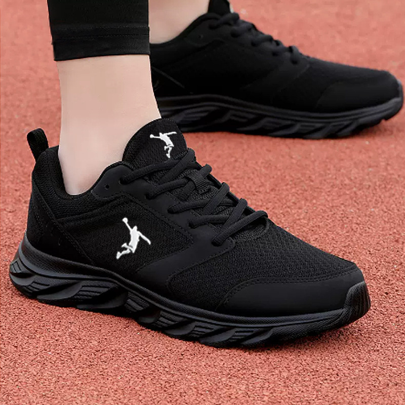 正品品牌断码夏季男士运动鞋乔丹网面减震轻便透气旅游鞋sneakers