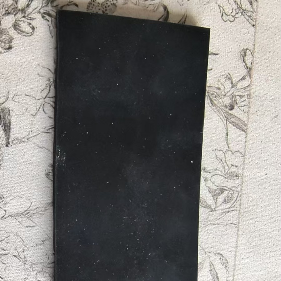 本品具有绝缘。密封。减震，耐磨等等