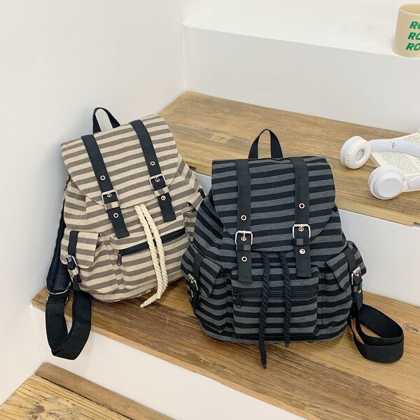 Retro capacious backpack