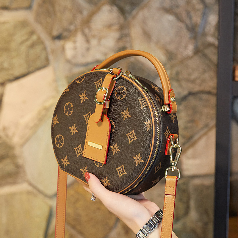 2023 New Fashionable Small Round Bag with Advanced and Foreign Style Versatile One Shoulder Crossbody Small Bag Tide_voghion.com