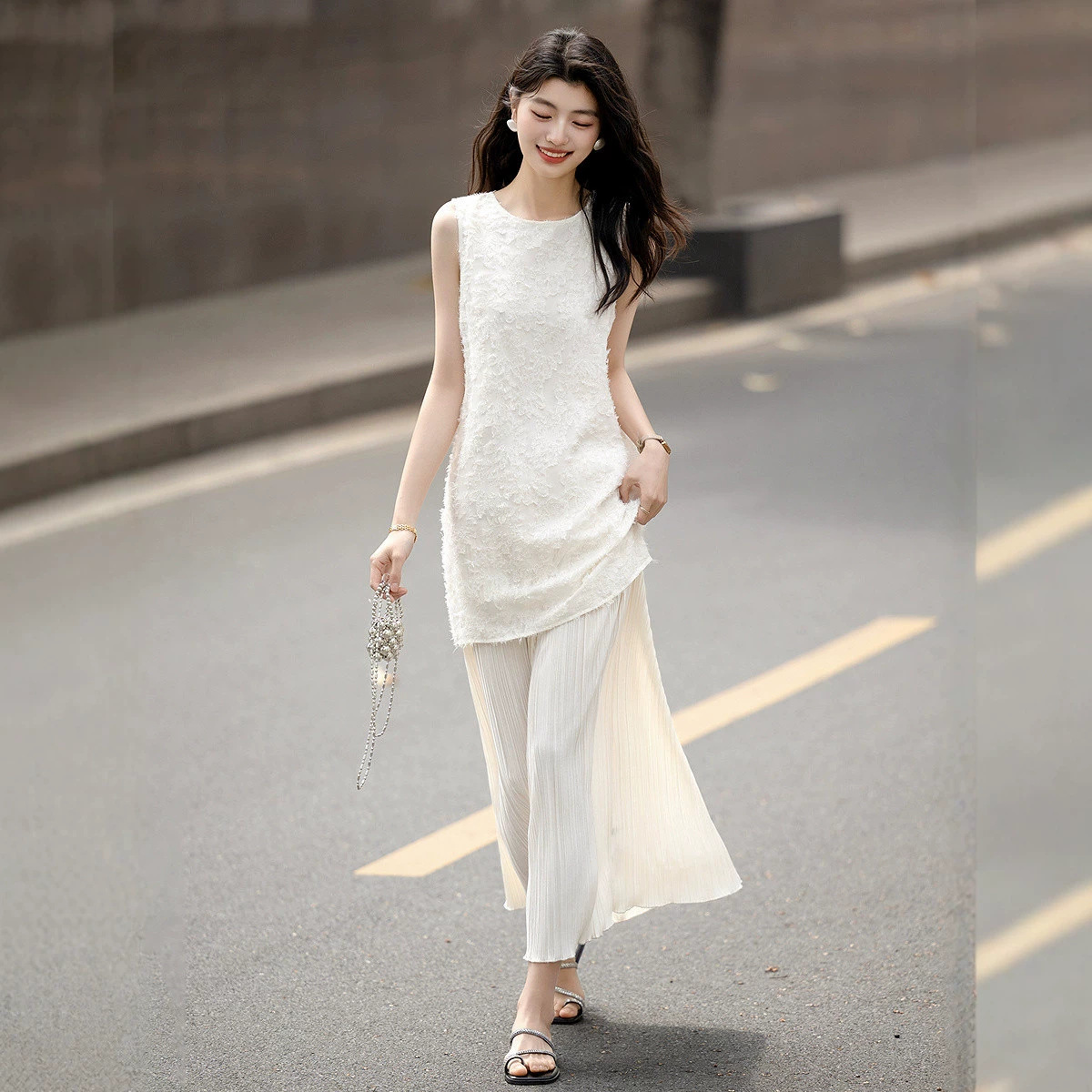 Đầm suông nữ midi phong cách Pháp, thiết kế giả hai lớp, dáng thẳng không eo, xếp ly nhẹ — Hạnh nhân trắng chi tiết 2