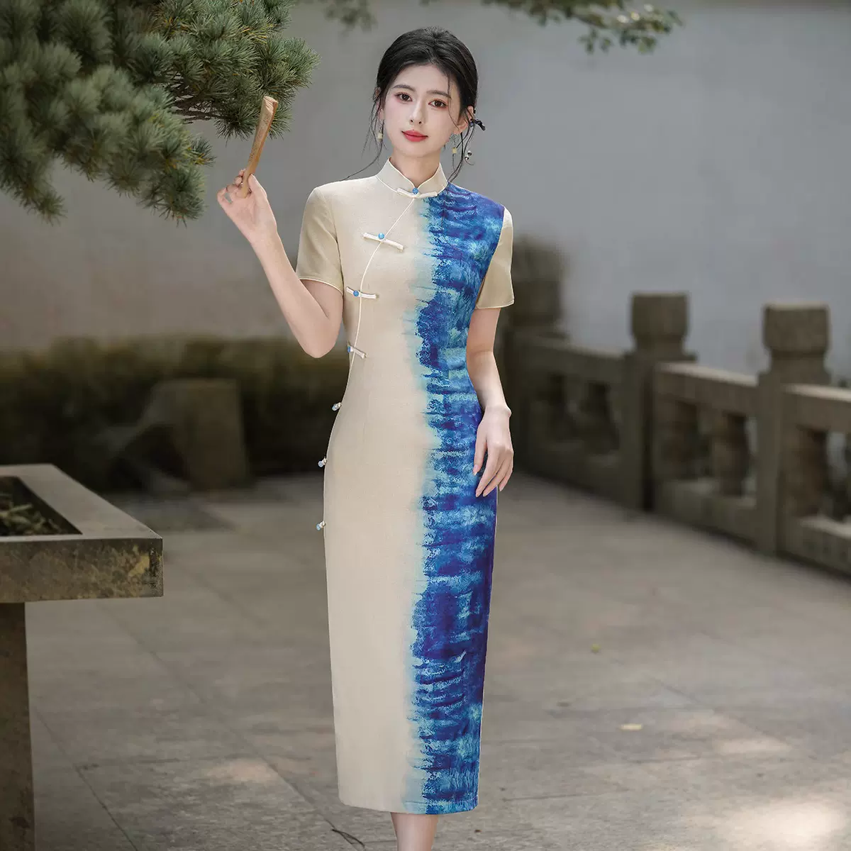 2025新款蓝白撞色扎染渐变重工旗袍女早秋国风改良新中式连衣裙