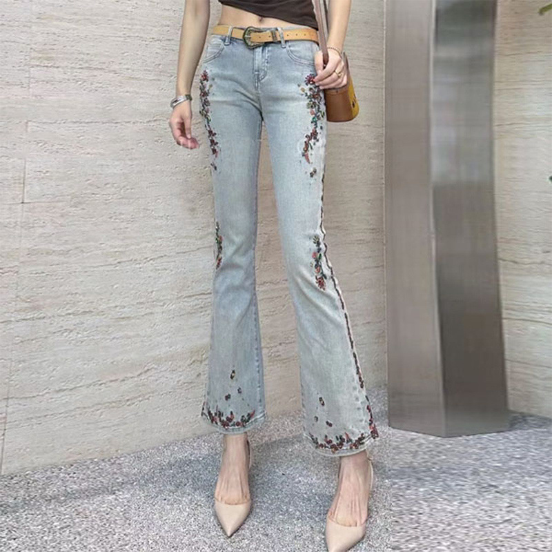 2024 New European Heavy Industry Embroidered Flower Embroidered Cropped Jeans Women's Summer Retro Slim-fit All-match Micro-flared Pants