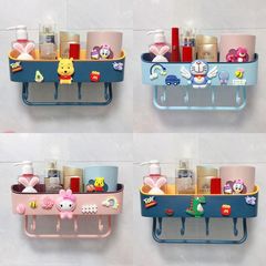 創意的で可愛いトイレの棚には浴室の棚が掛かっています。