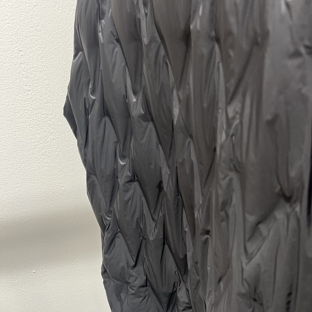 Abbigliamento maschile Inverno Nuovo Moda maschile Giacca in cotone di seta goffrata a forma di V Uomo Sottile Classico Tutto abbinato Camicia in cotone di seta Uomo_voghion.com