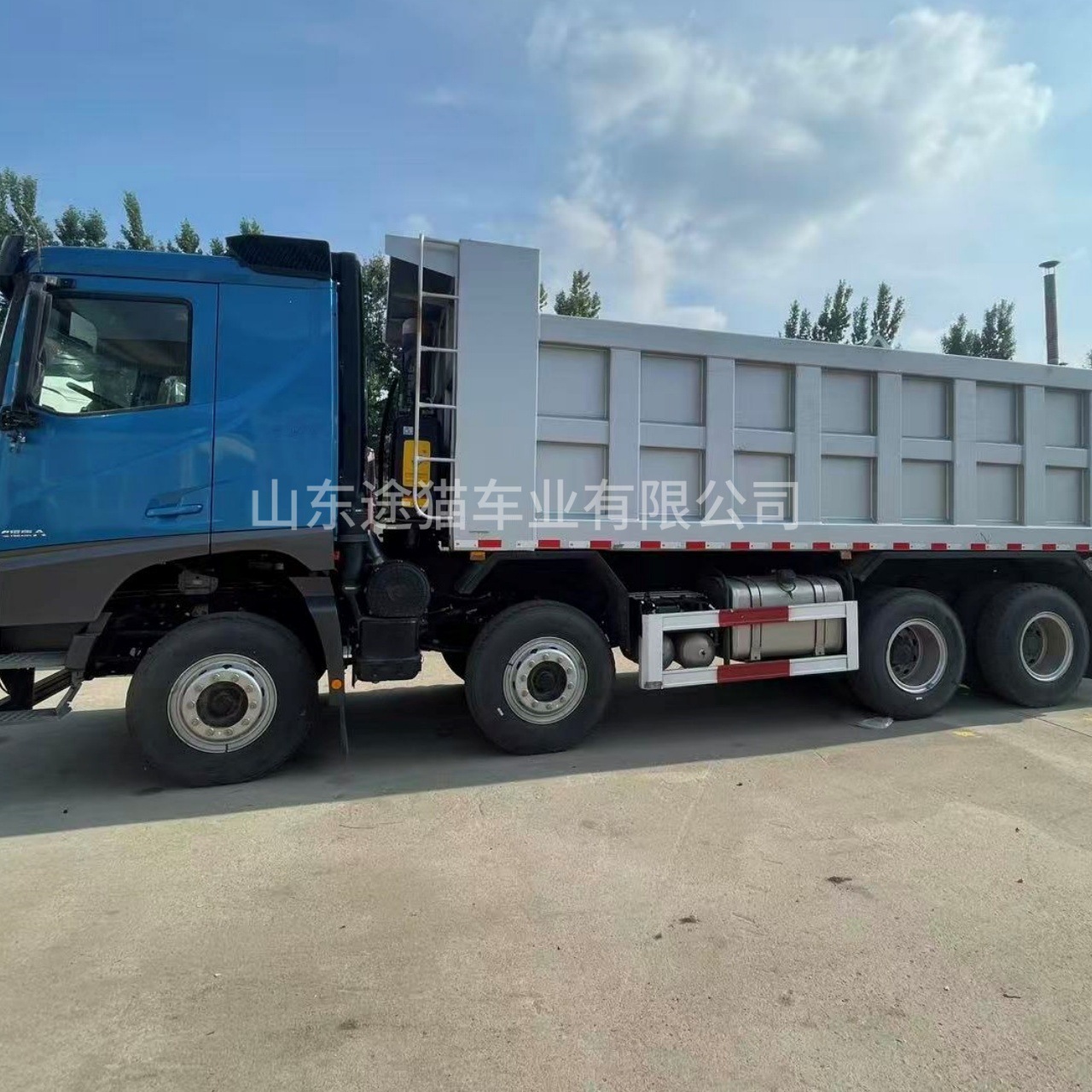 Foton Auman Galaxy 8X4 Front Four-Wheel Drive Rear Eight-Wheel Dump Truck for Mining, Soil, Gravel, and Sand Transport with Rear Dumping