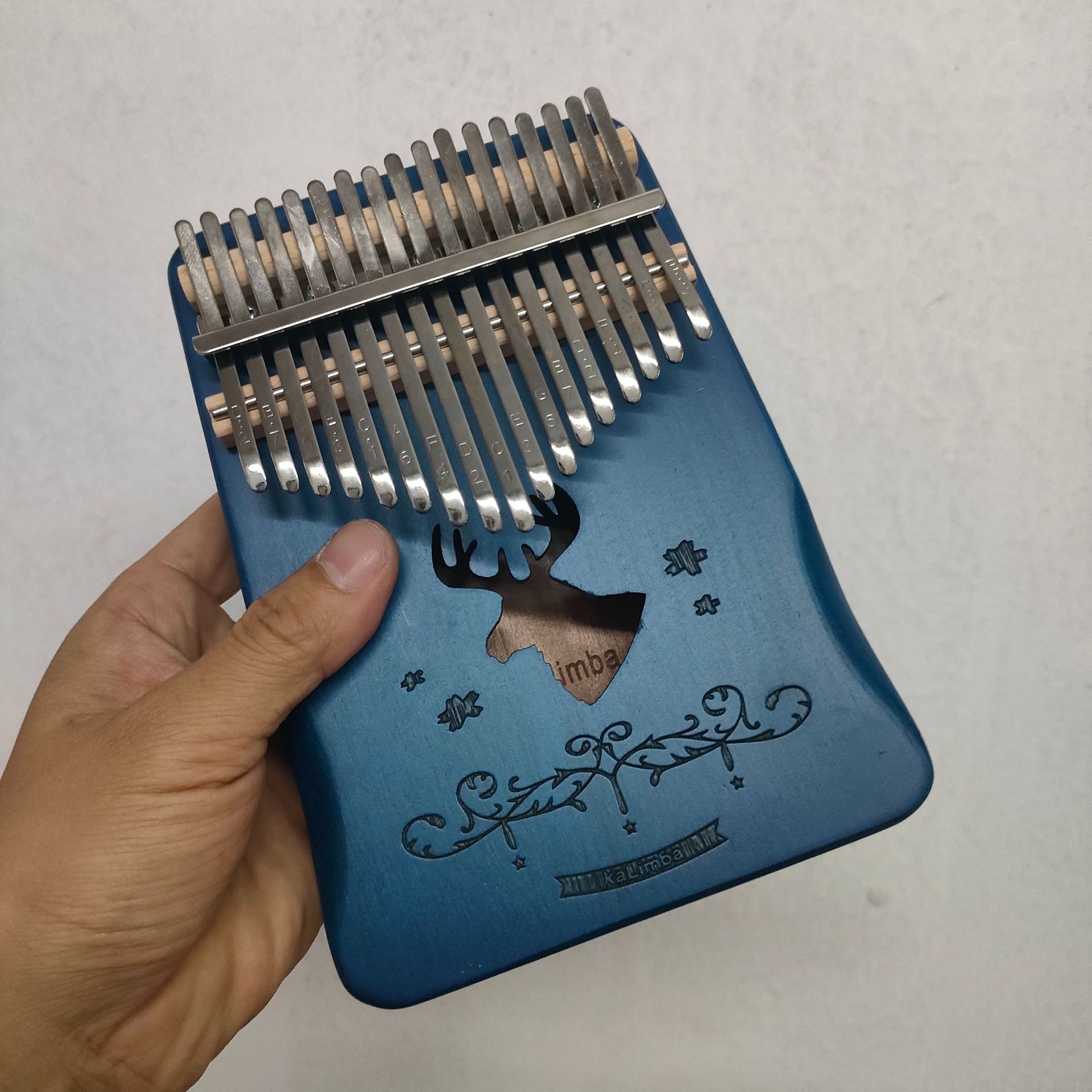 出口热销跨境拇指琴挂件手指钢琴卡林巴小乐器Kalimba