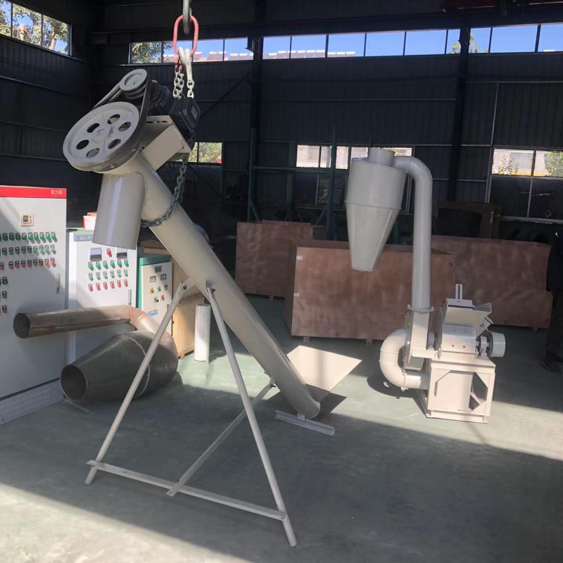 吉林省木材厂菇木粉碎机 自动进料树枝切片机 玉米杆子稻壳细粉机