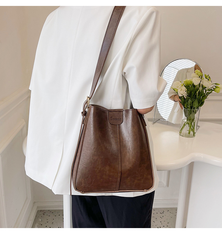 New fashionable and versatile women's single-shoulder bag and women's bag, a best-selling large-capacity bucket bun for European and American foreign trade undefined
