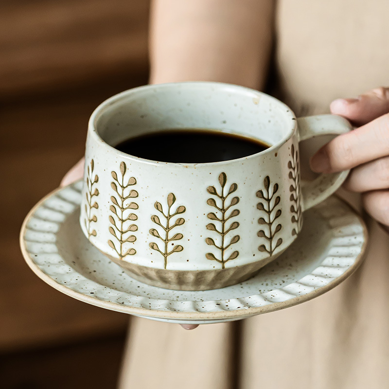 Tazas de café retro de alta calidad y platos creativos, tazas de cerámica gruesa, tazas de flores domésticas de alta calidad, tazas exquisitas al por mayor