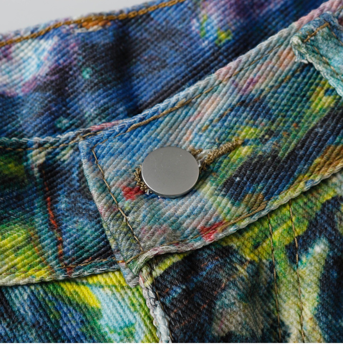 Pantalones vaqueros hombre anchos estampado estilo óleo_voghion.com