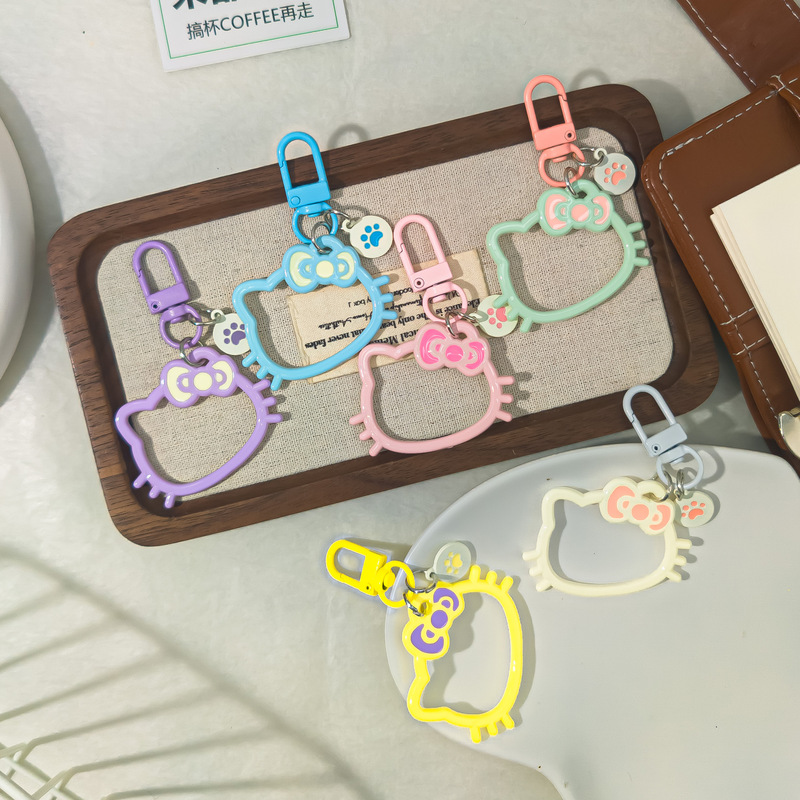 Color Buckle M18 Large Kt Cut Out Kitten Claw Pendant Cute Cartoon Girl Heart Sweet Backpack Keychain Couple Color Buckle M18 Large Kt Cut Out Kitten Claw Pendant Cute Cartoon Girl Heart Sweet Backpack Keychain Couple