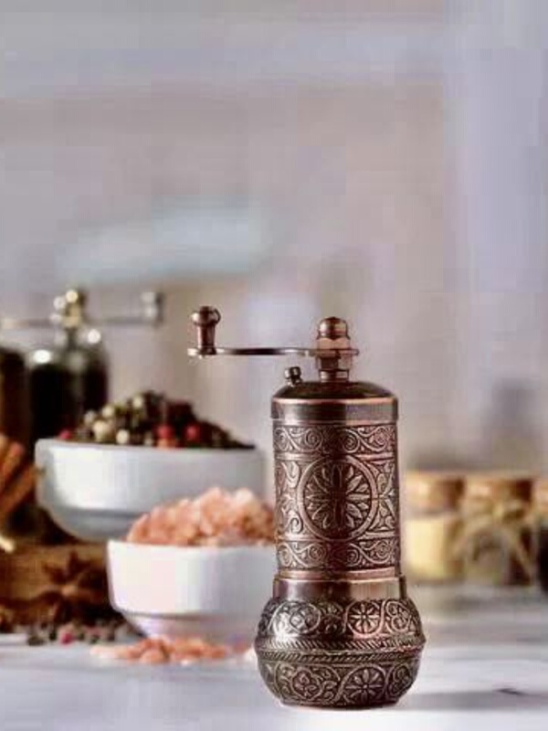 Turkish Imported Retro-Style Coffee Grinder Spice Grinder Copper Alloy Manual Grinder Portable Hand-Crank Grinder