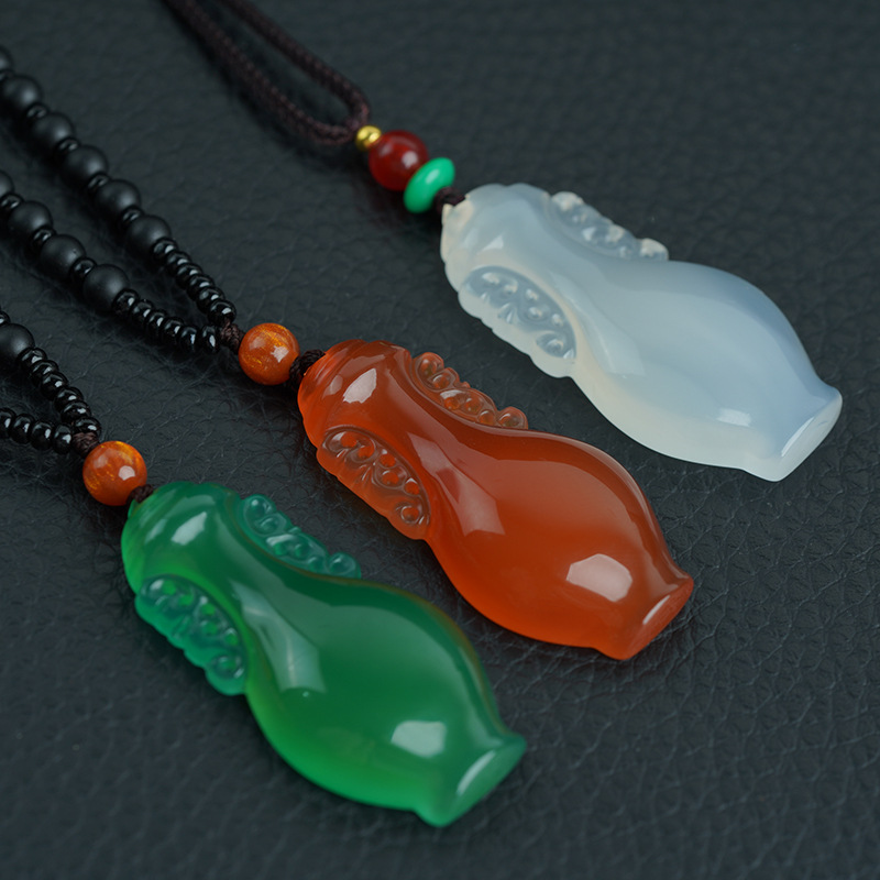 智贝主图_1天然冰种玛瑙葫芦吊坠高冰透玉髓葫芦男女款项链毛