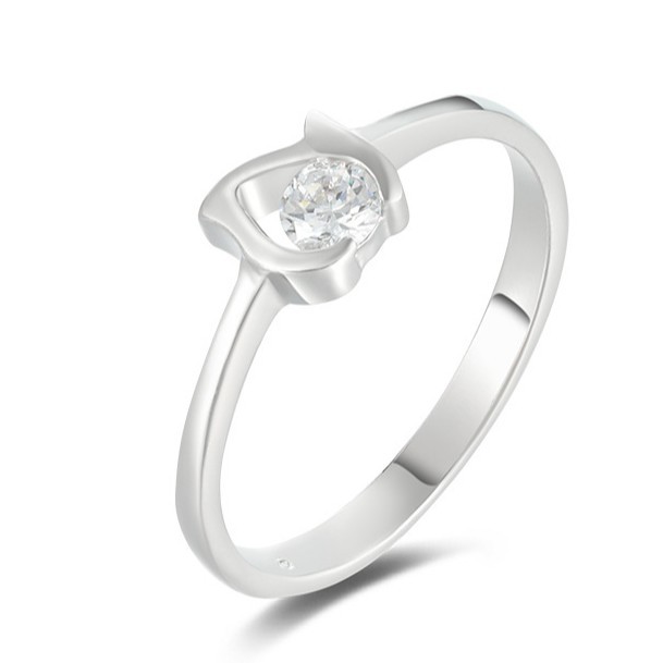 Xuping anillo hueco simple 2025 nuevo temperamento elegante gemas artificiales en el anillo de estilo al por mayor