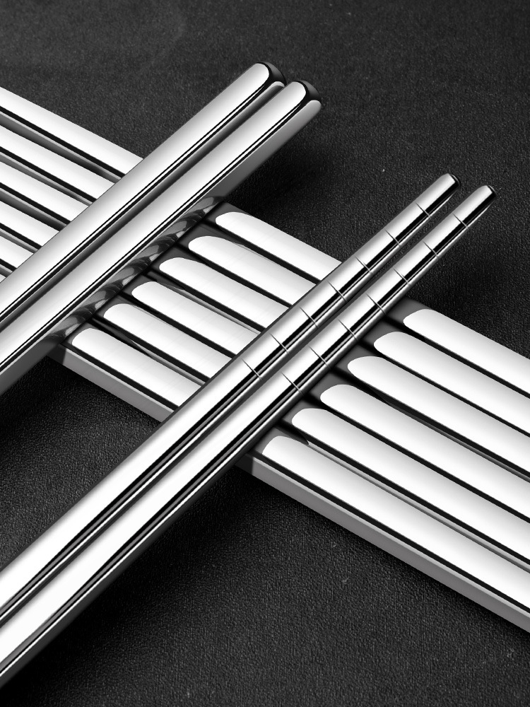 Un nuevo estilo de palillos de acero inoxidable 304 para el hogar, juego de regalos comerciales para niños de metal antideslizante