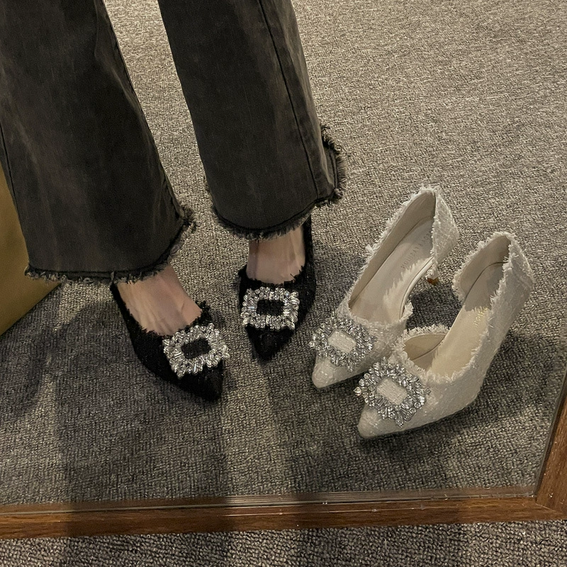Женские туфли на высоком каблуке, лето 2025, новый нишевый дизайн, французские туфли с острым носком, маленькие туфли на шпильке в ароматном стиле со стразами
