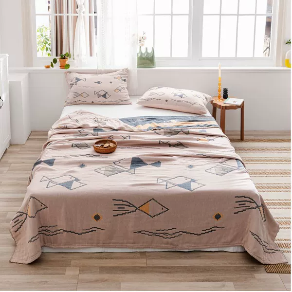 Fish totem-Coffee-Four-layer pure cotton gauze-